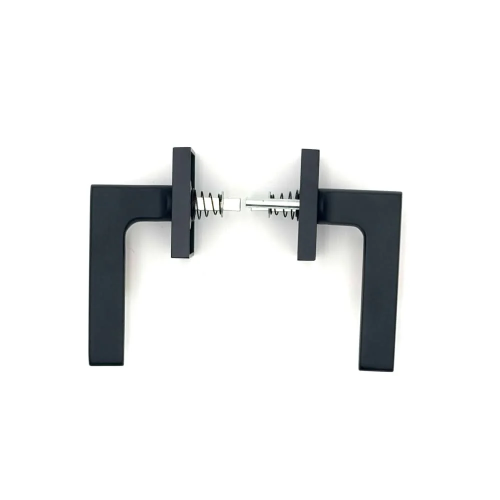 Pinkys Privacy Lever in Black - Image 3